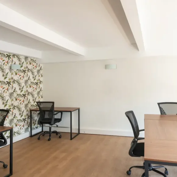 Espace indépendant 75 m² 12 postes Location bureau Rue Marcadet Paris 75018 - photo 4