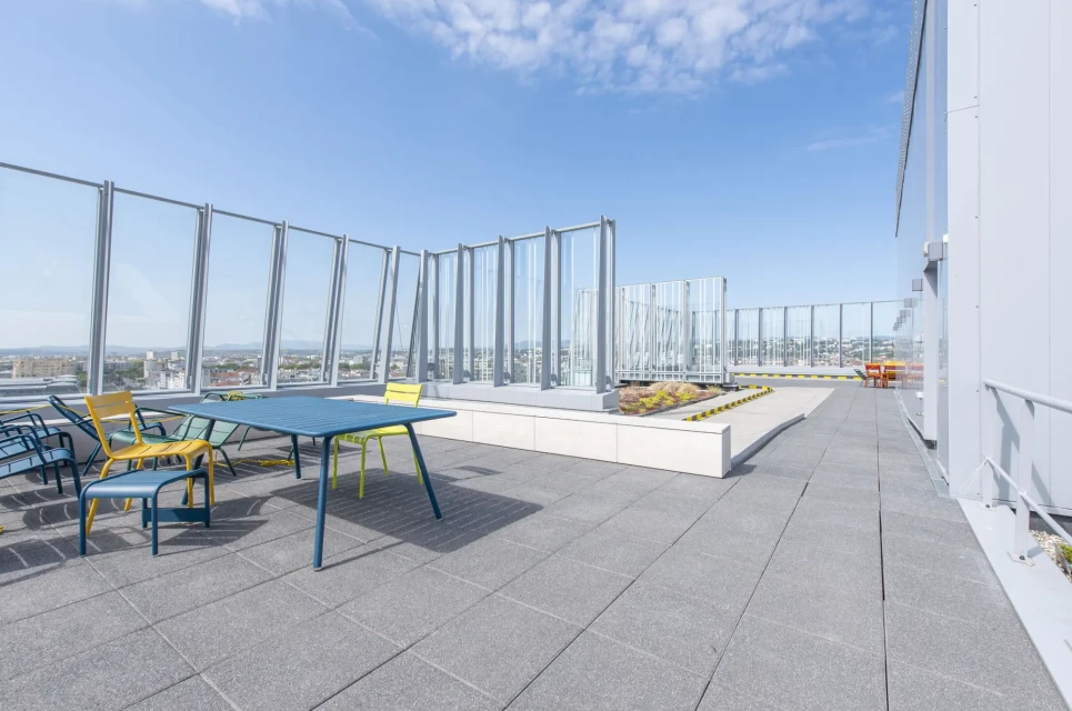 Newton Lyon Part Dieu