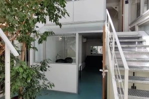 Bureau privé - 75004 - 3 postes - 1950€