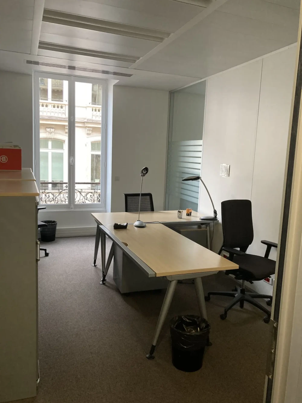 Bureau privé - 75008 - 20 postes - 13690€