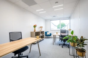 Bureau privé - 35170 - 3 postes - 938€