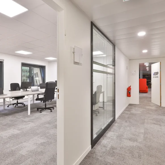 Bureau privé 45 m² 8 postes Location bureau Quai Gallieni Suresnes 92150 - photo 2