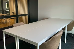 Bureau privé - 33130 - 4 postes - 1300€