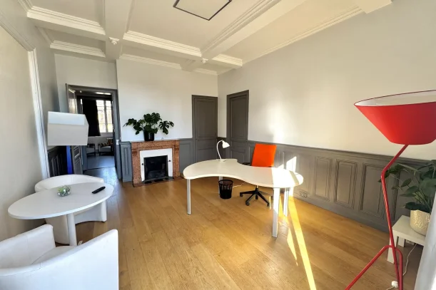 Bureau privé - 87000 - 1 poste - 590€