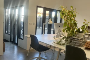 Open Space - 31500 - 1 poste - 270€