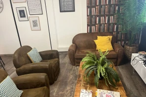 Bureau privé - 06270 - 4 postes - 2000€