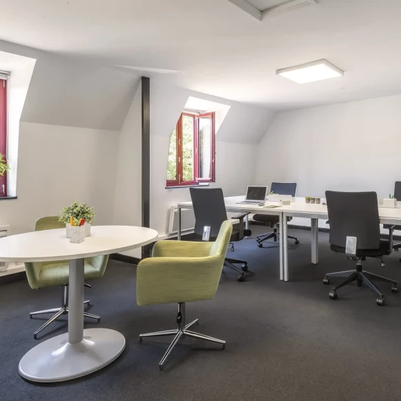 Bureau privé 17 m² 2 postes Coworking Chemin des Peupliers  Marcq-en-Barœul Marcq-en-Baroeul 59700 - photo 8