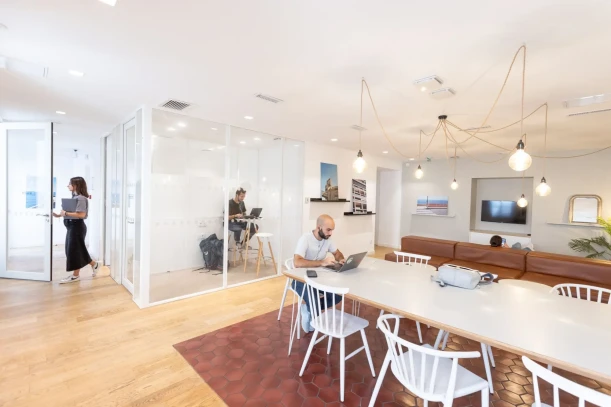 THE BABEL COMMUNITY Marseille Republique