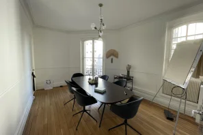 Bureau privé - 75009 - 12 postes - 6000€