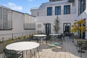 Espace indépendant - 75007 - 87 postes - 74385€