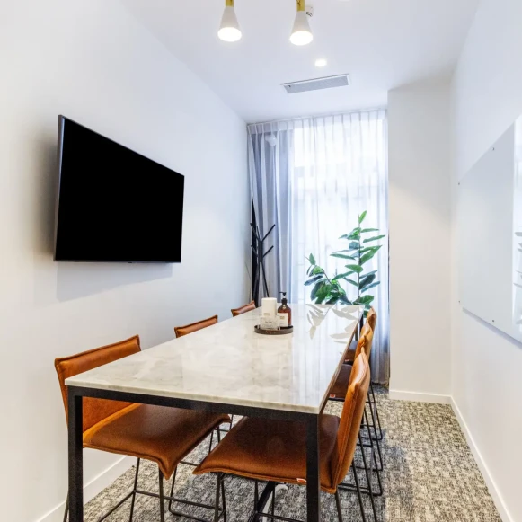 Bureau privé 20 m² 8 postes Coworking Rue Taitbout Paris 75009 - photo 6