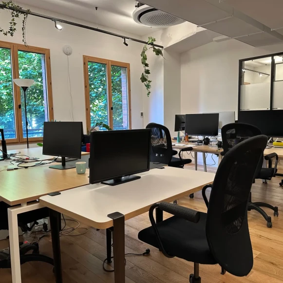 Bureau privé 131 m² 41 postes Location bureau Rue du Rhin Paris 75019 - photo 8