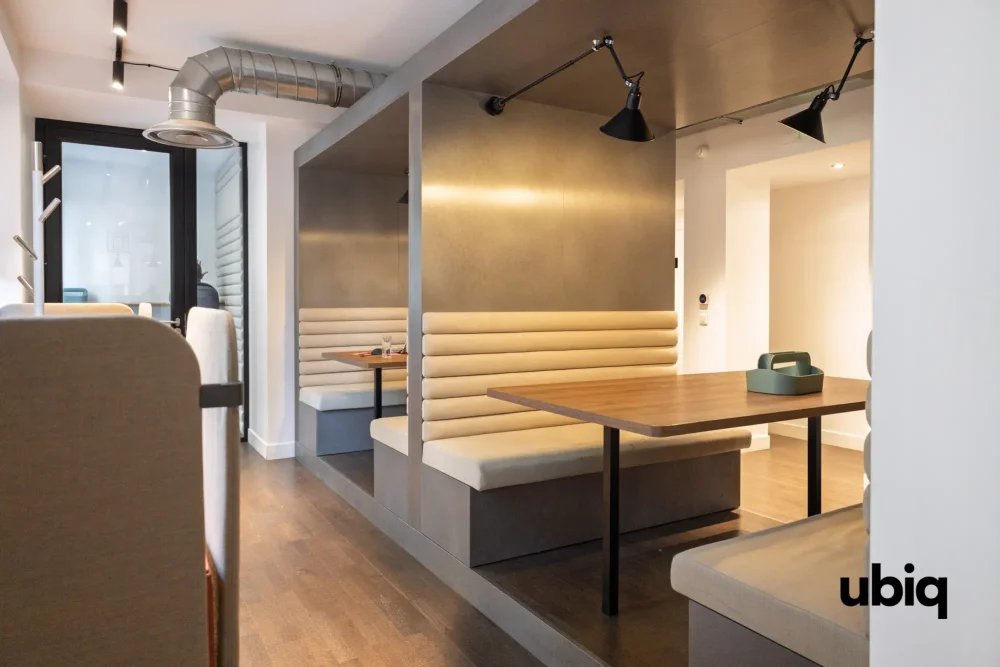 Bureau privé - 75001 - 31 postes - 21449€