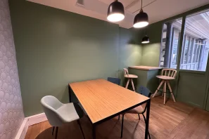 Bureau privé - 75009 - 4 postes - 1400€