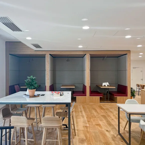 Bureau privé  3 postes Coworking Boulevard de Berlin Nantes 44000 - photo 3