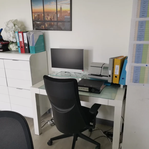 Bureau privé 20 m² 4 postes Location bureau Rue de Genève La Courneuve 93120 - photo 2
