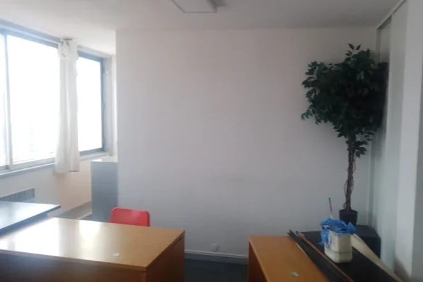 Bureau privé - 13008 - 4 postes - 999€