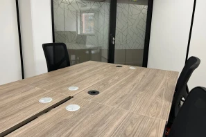 Bureau privé - 92360 - 4 postes - 1000€