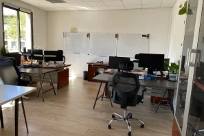 Bureau privé - 13700 - 5 postes - 900€