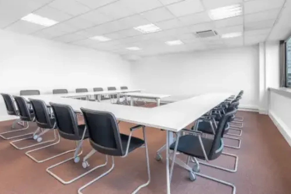 Bureau privé - 59777 - 6 postes - 960€