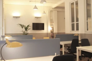 Open Space - 75005 - 2 postes - 380€