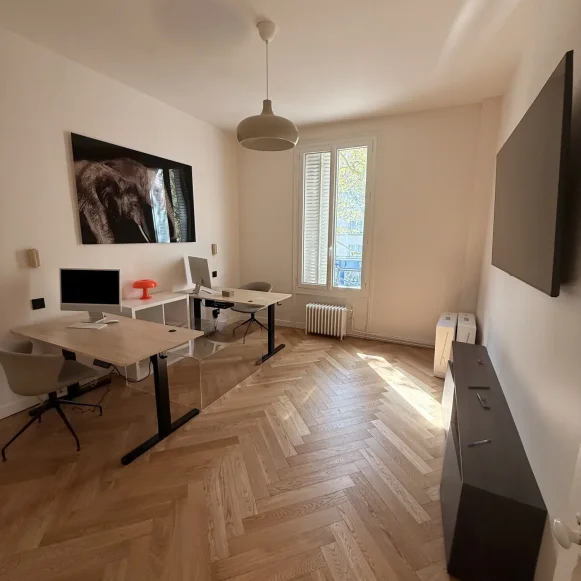 Bureau privé 19 m² 4 postes Location bureau Route de la Reine Boulogne-Billancourt 92100 - photo 1