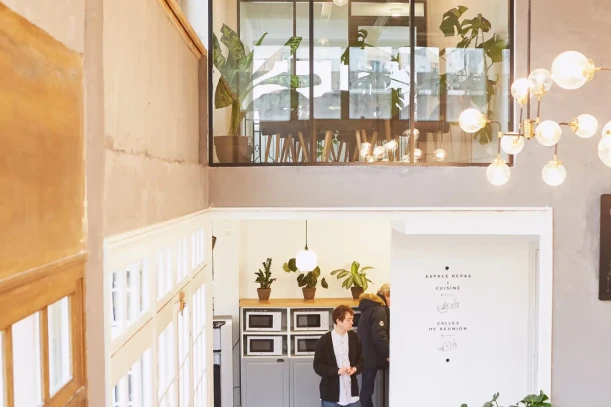 Bureau privé - 93170 - 12 postes - 4200€