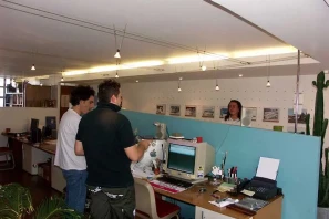 Open Space - 13007 - 1 poste - 250€