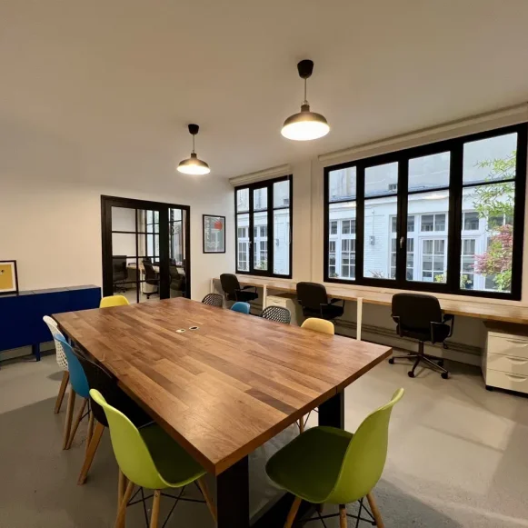 Bureau privé 116 m² 21 postes Location bureau Rue de Rocroy Paris 75010 - photo 3
