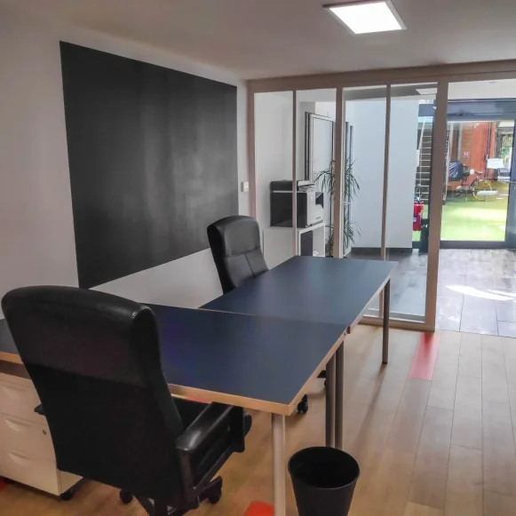 Bureau privé 27 m² 5 postes Coworking Rue Paul Bellamy Nantes 44000 - photo 6