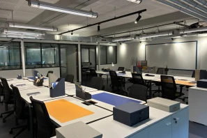 Bureau privé - 33130 - 14 postes - 5096€