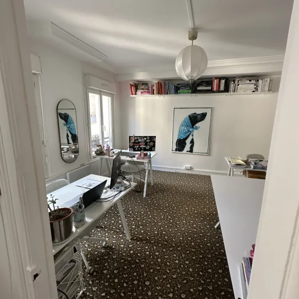Bureau privé 27 m² 4 postes Location bureau Rue d'Hauteville Paris 75010 - photo 4