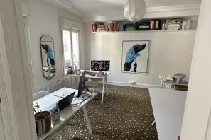 Bureau privé - 75010 - 4 postes - 2200€