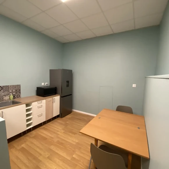 Bureau privé 7 m² 1 poste Location bureau Avenue Jean Rostand Trappes 78990 - photo 2