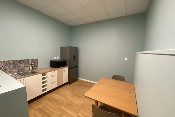 Bureau privé - 78990 - 1 poste - 297€