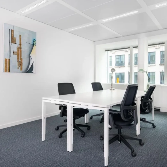 Bureau privé 6 m² 1 poste Location bureau Rue René Descartes Aix-en-Provence 13290 - photo 4