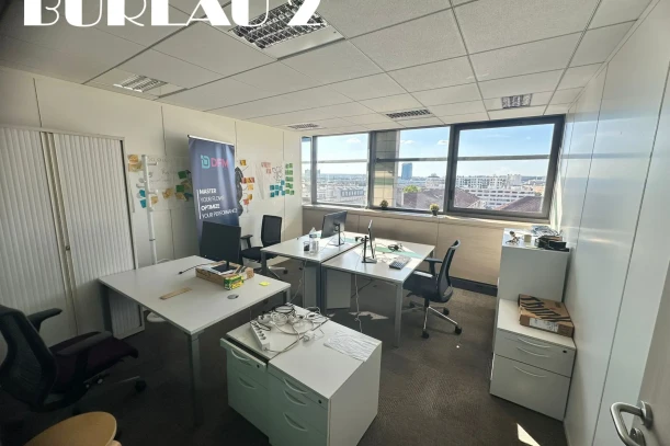 Bureau privé - 92130 - 4 postes - 1850€