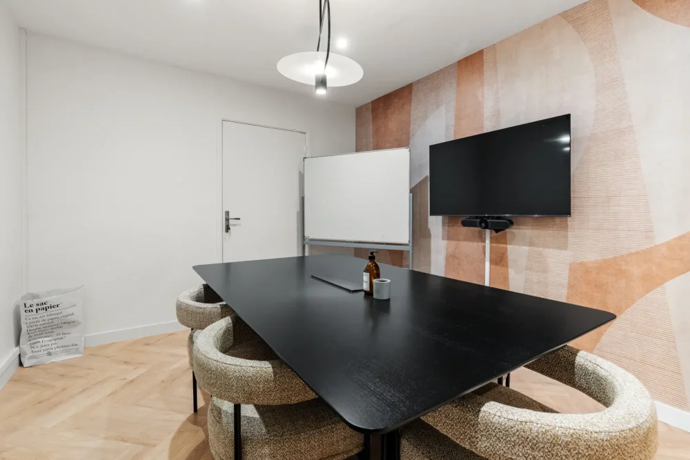 Espace indépendant - 75009 - 24 postes - 13500€