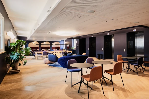 Bureau privé - 75008 - 10 postes - 12900€