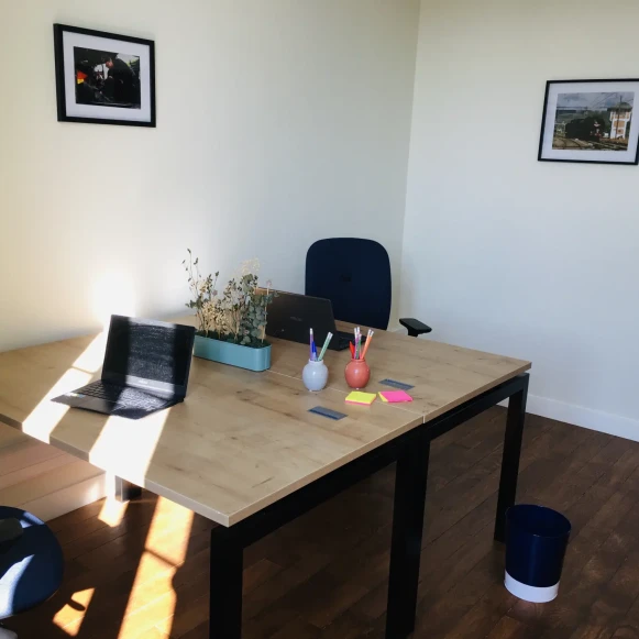 Bureau privé 20 m² 2 postes Coworking Impasse le Quenotin Chagny 71150 - photo 2