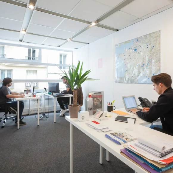 Bureau privé 16 m² 4 postes Coworking Impasse Reille Paris 75014 - photo 8