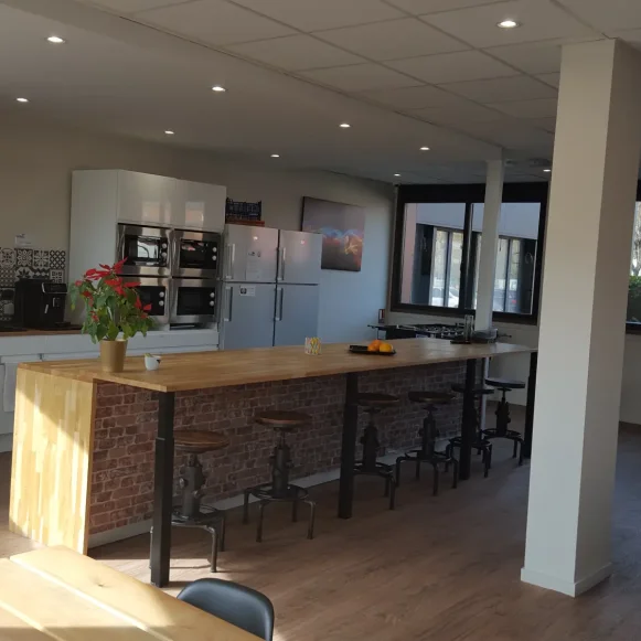 Bureau privé 12 m² 1 poste Coworking Rue Philippe Héron Villefranche-sur-Saône 69400 - photo 5