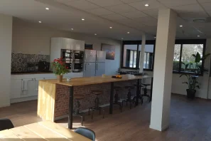Bureau privé - 69400 - 1 poste - 650€