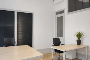 Bureau privé - 69001 - 4 postes - 740€