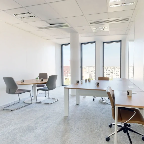 Bureau privé 22 m² 3 postes Coworking Avenue Aristide Briand Bagneux 92220 - photo 1