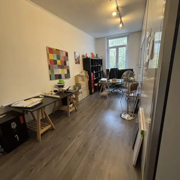 Open Space  1 poste Coworking Place Jean Jaurès Saint-Étienne 42000 - photo 4