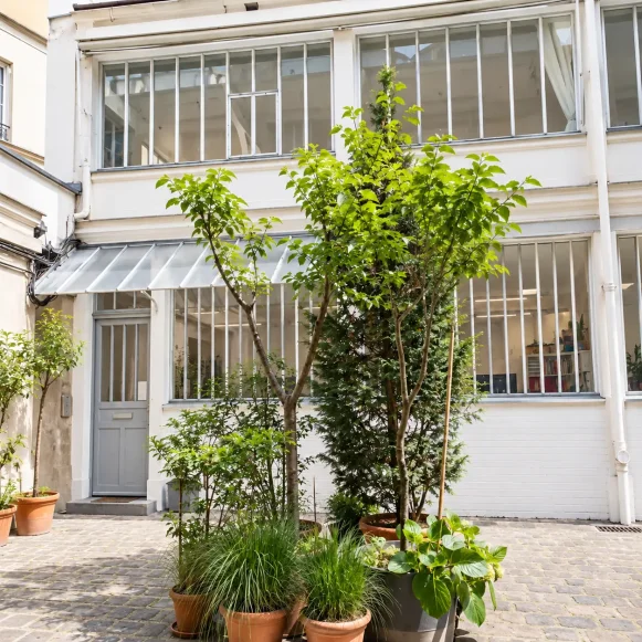 Open Space  1 poste Location bureau Rue du Chalet Paris 75010 - photo 3