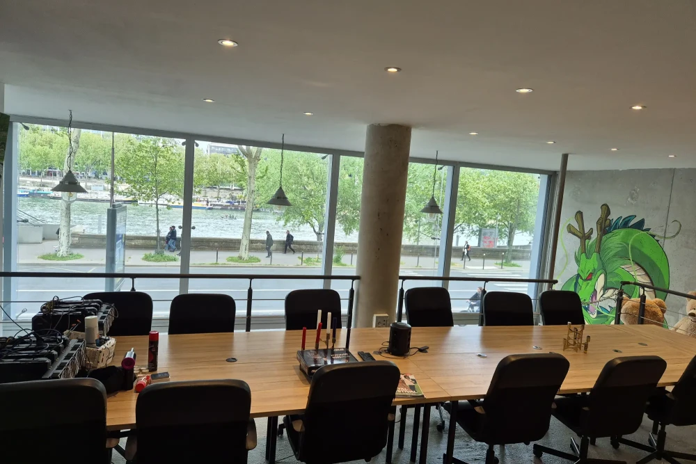 Bureau privé - 75013 - 25 postes - 9150€