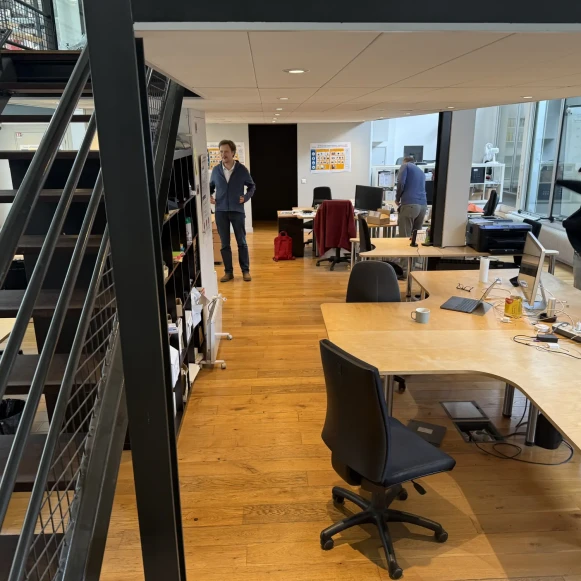 Bureau privé 239 m² 20 postes Location bureau Rue Guy Môquet Malakoff 92240 - photo 3