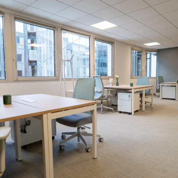 Bureau privé 40 m² 7 postes Coworking Rue du Faubourg-de-Saverne Strasbourg 67000 - photo 1